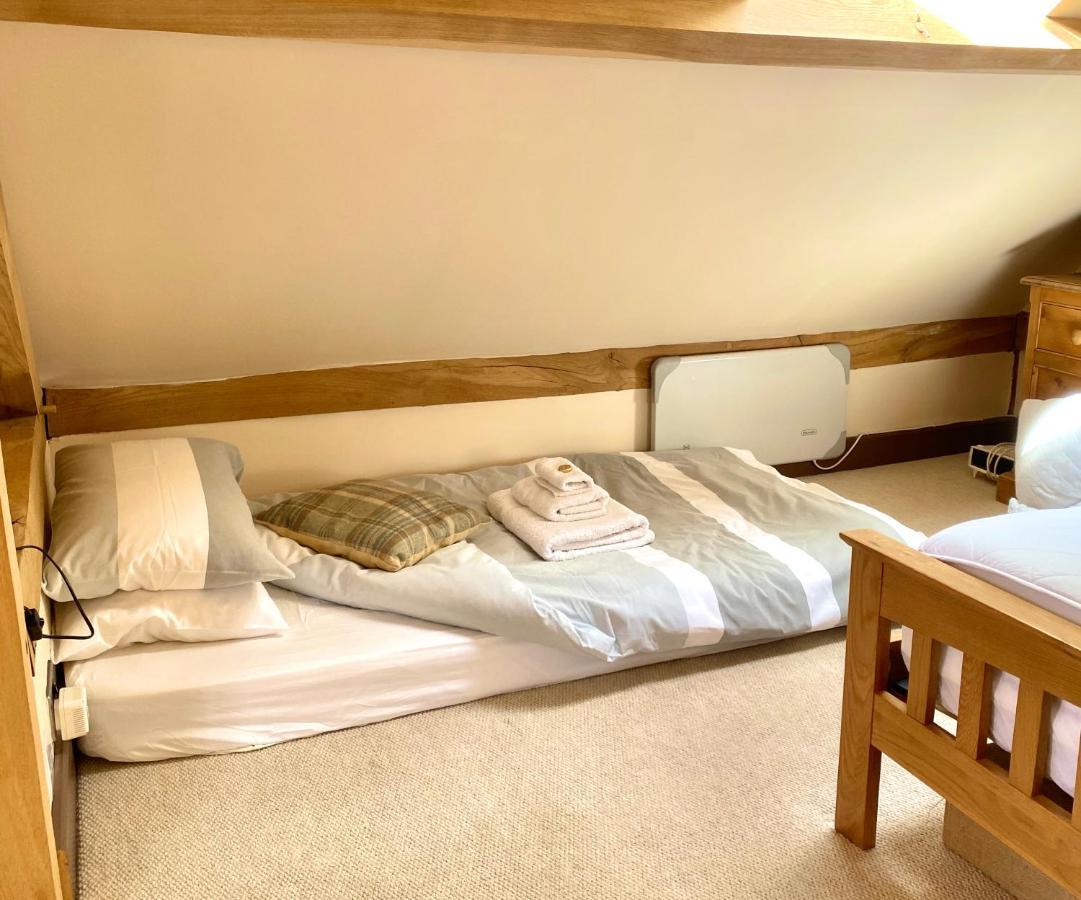 Greencourt Loft - The Cotswold Way, Stroud Ryeford Exterior photo