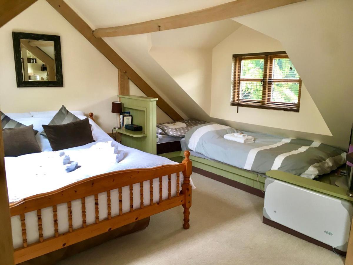 Greencourt Loft - The Cotswold Way, Stroud Ryeford Exterior photo